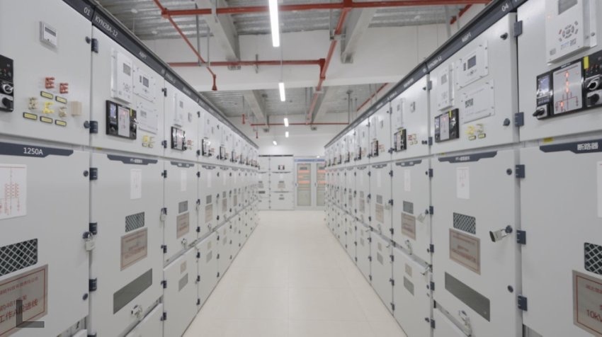300兆瓦壓氣儲能示范工程高壓配電室。受訪者供圖