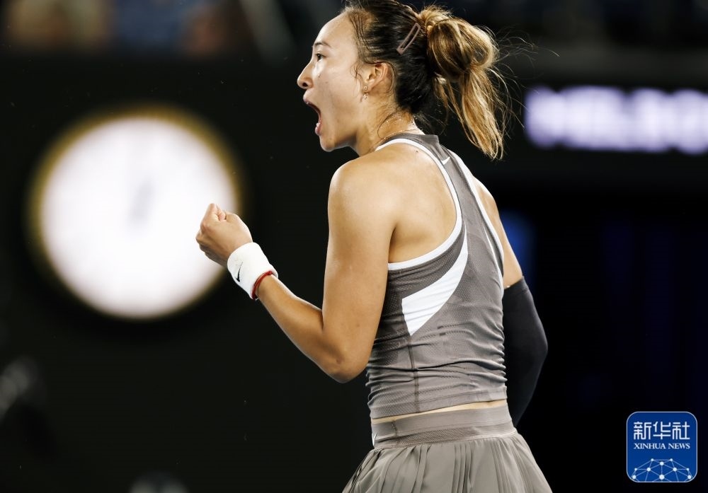 ↑鄭欽文在比賽中慶祝得分。新華社記者 馬平 攝