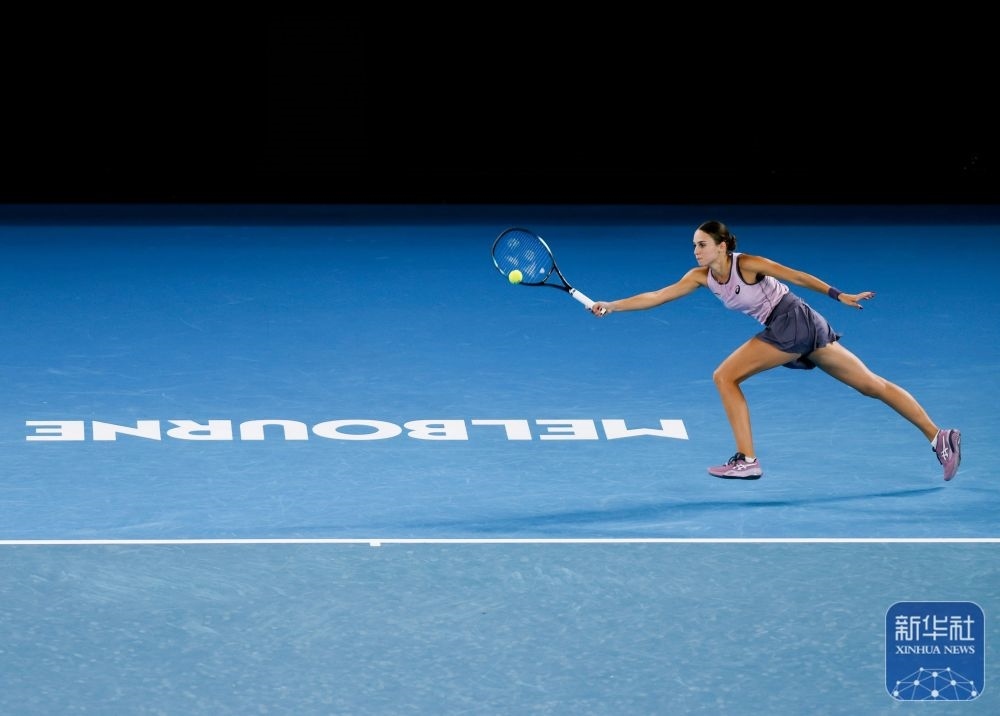 ↑托多尼在比賽中回球。新華社記者 馬平 攝