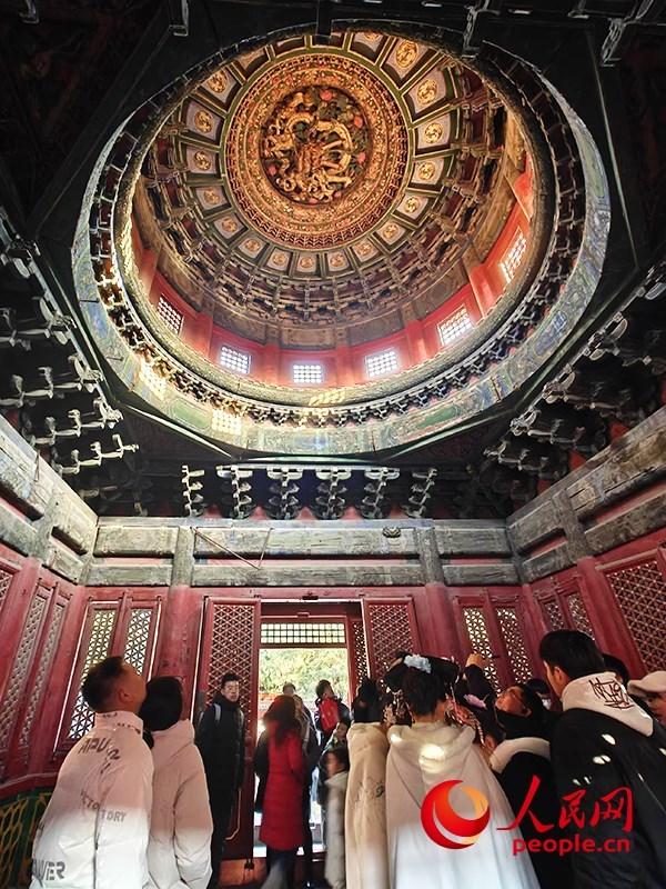 2025年1月，游客正在故宮博物院參觀。人民網(wǎng)記者 韋衍行攝