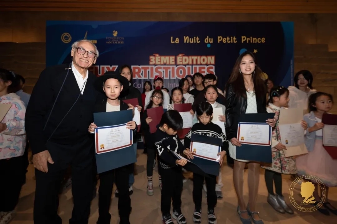 第三屆國際藝術(shù)聯(lián)創(chuàng)聯(lián)展盛大開幕。法中交流促進(jìn)會(huì)供圖