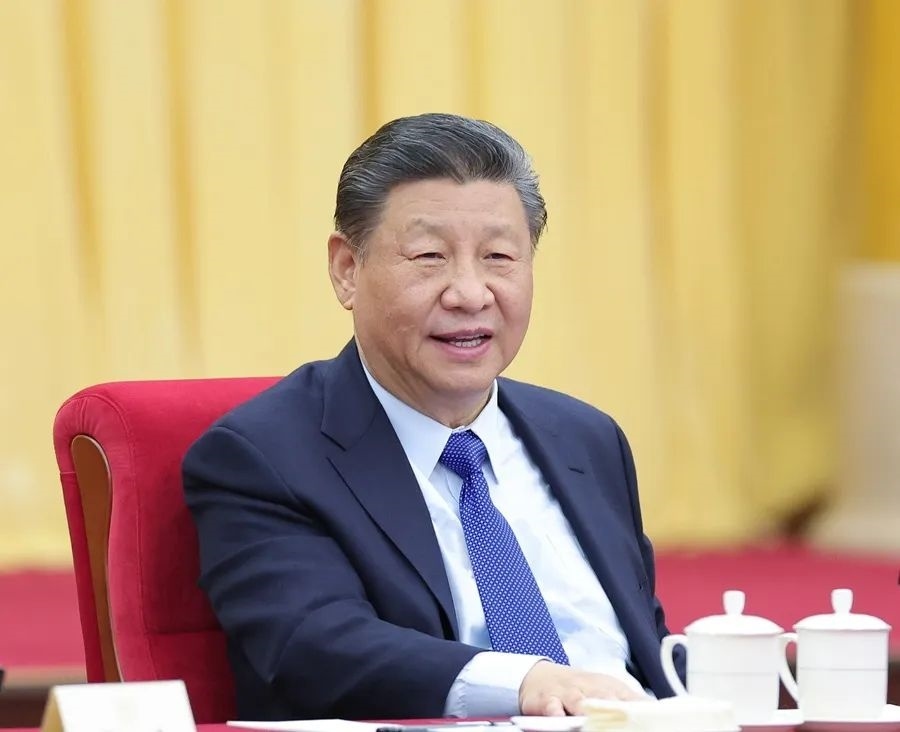2024年3月6日，習(xí)近平看望參加全國政協(xié)十四屆二次會議的民革、科技界、環(huán)境資源界委員，并參加聯(lián)組會，聽取意見和建議。新華社發(fā)（盛佳鵬攝）