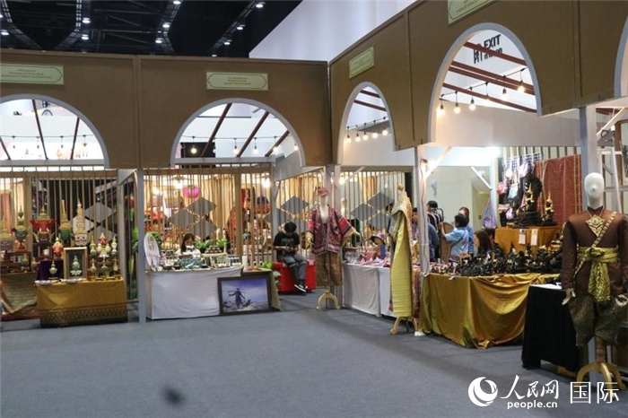 會(huì)議中心內(nèi)部展區(qū)。朱瀟逸攝