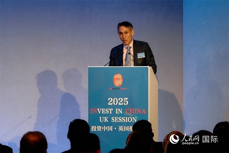 英國商業(yè)貿(mào)易部投資總監(jiān)吳僑文發(fā)表致辭。楊浩鵬攝