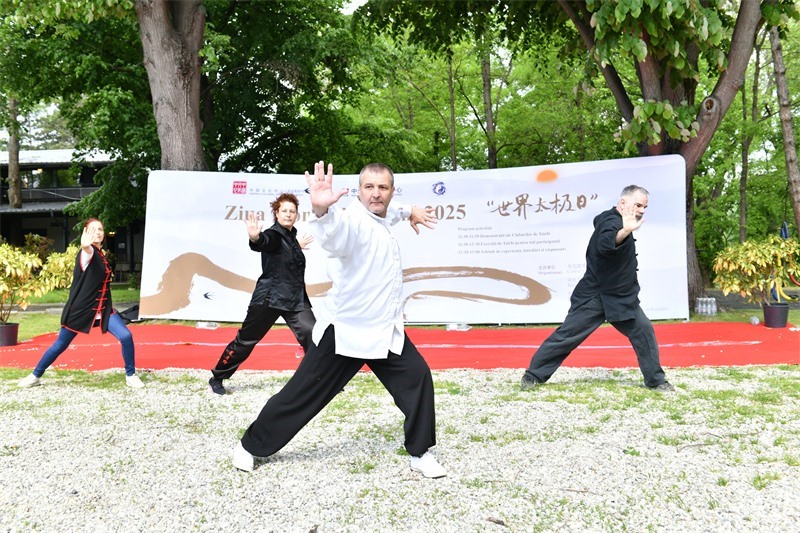 活動(dòng)現(xiàn)場(chǎng)。傅永山攝影。