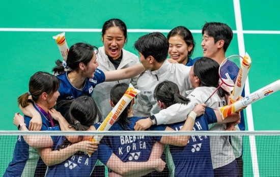 5月3日，韓國隊(duì)?wèi)c祝晉級(jí)決賽。新華社記者 孫非 攝