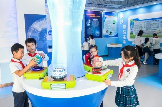 重慶高新區(qū)科學(xué)課堂。