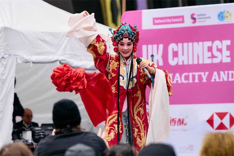 演員蔡衛(wèi)莉的秦腔表演贏得陣陣好評(píng)。 楊浩鵬攝