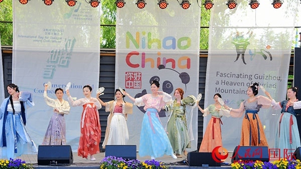 舞蹈《寄明月》。人民網(wǎng)記者 殷淼